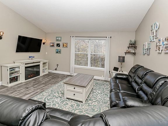 5th image of 141 Paddle Wheel Dr