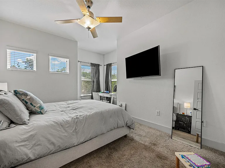 1408 Homespun Rd — Photo 18