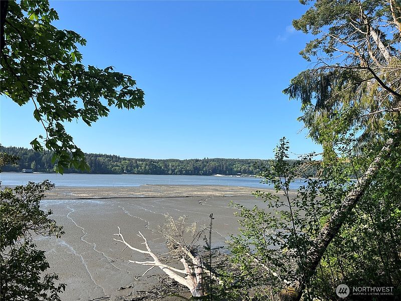 2nd image of 5710 Oyster Bay Road NW