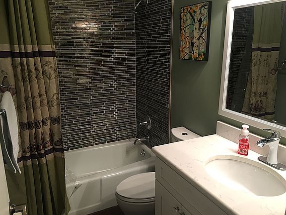 3rd image of 4315 Aegean Dr APT 250C