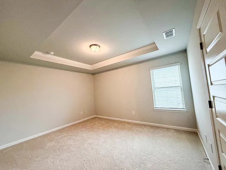 628 Sidney Ct — Photo 64