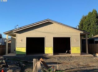 75 E Dodge St, Lebanon, OR 97355