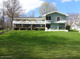 17431 Lakeview Dr, Vandalia, MI 49095