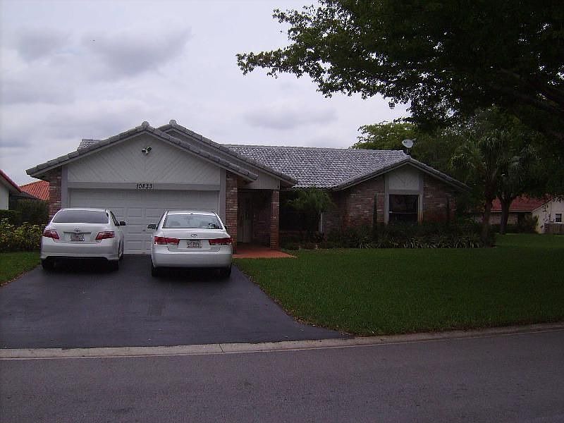 1st image of 10833 NW 4th Dr