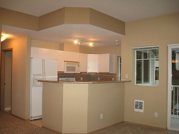 5th image of 22122 41st Ave S Unit 303