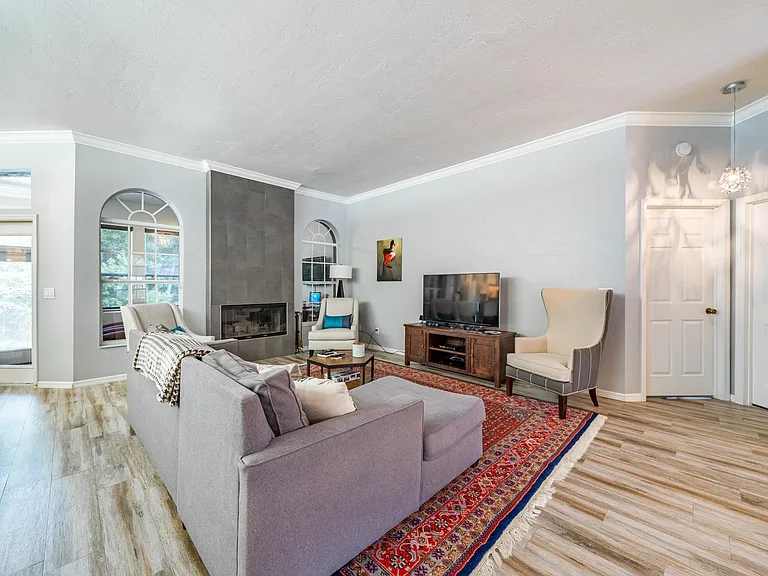 5121 NW 76th Ln — Photo 20