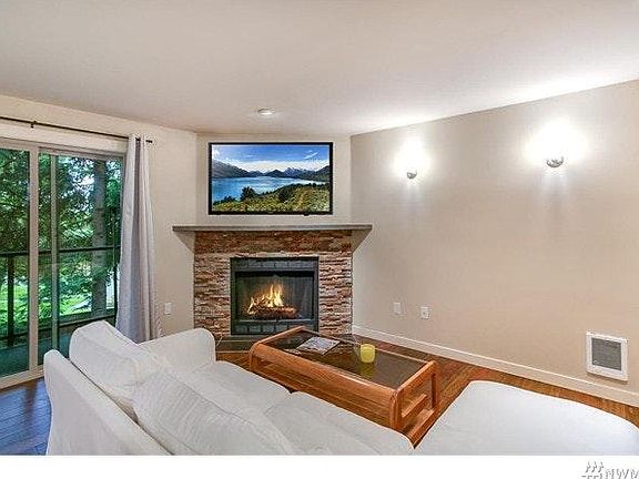 4th image of 15140 NE 82nd St Unit 203