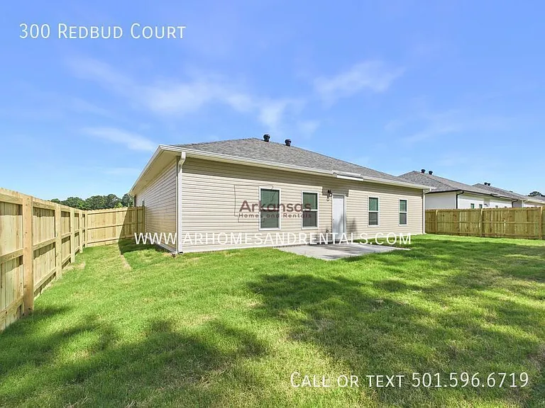 300 Redbud Ct — Photo 15