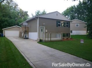 1207 N Jay Ave, Griffith, IN 46319