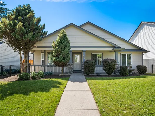 910 NE Grace Ave, Battle Ground, WA 98604