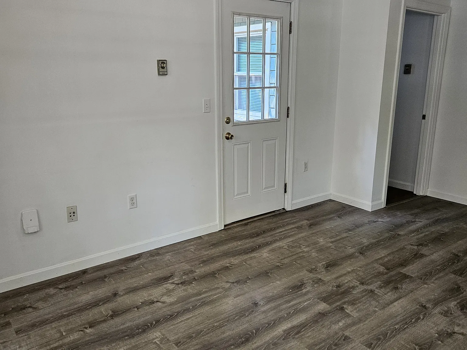 2 bed, 650 sqft, $1,875 — Photo 4