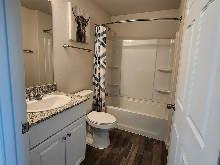 70 W Cottonwood Ln — Photo 5