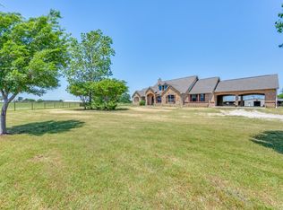 1559 E Blackjack Rd, Pilot Point, TX 76258