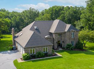 23 Colony Ct, Yorkville, IL 60560