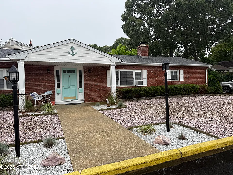 821 Burnt Tavern Rd #8