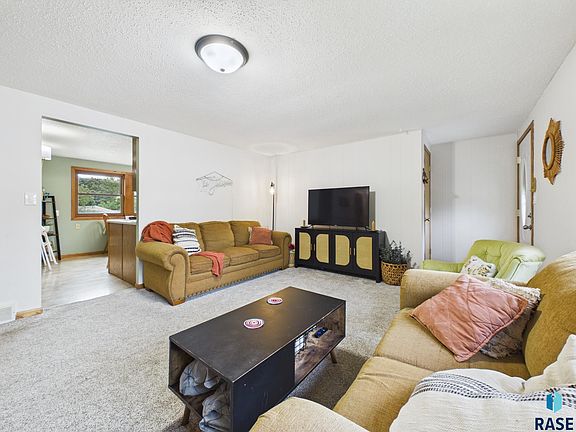 4th image of 3912 E Claudette Dr