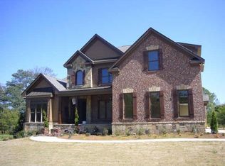 2400 Sunflower Dr, Hoschton, GA 30548