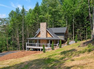 2119 Legend Dr, Sevierville, TN 37876
