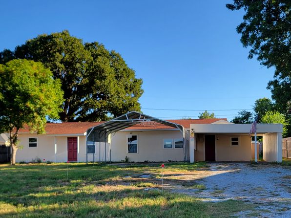 717 Wood Ln #4