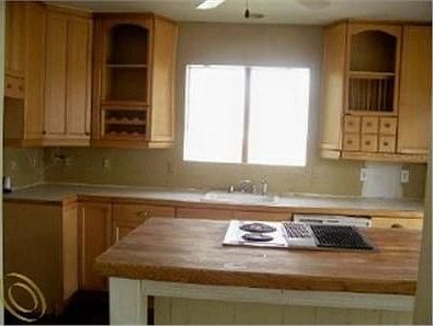 4th image of 1036 N Altadena Ave