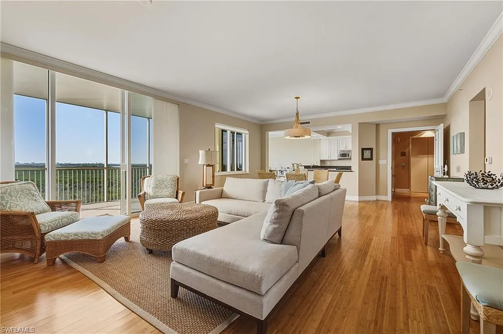 Building Photo - 4761 W Bay Blvd #703