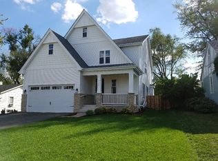 1128 Saylor St, Downers Grove, IL 60516