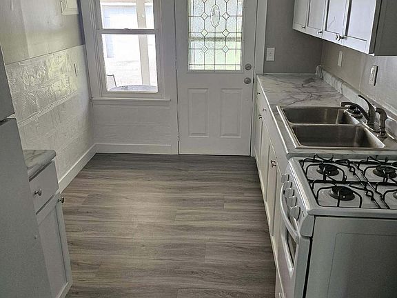 3rd image of 5620 6th St NE #5620