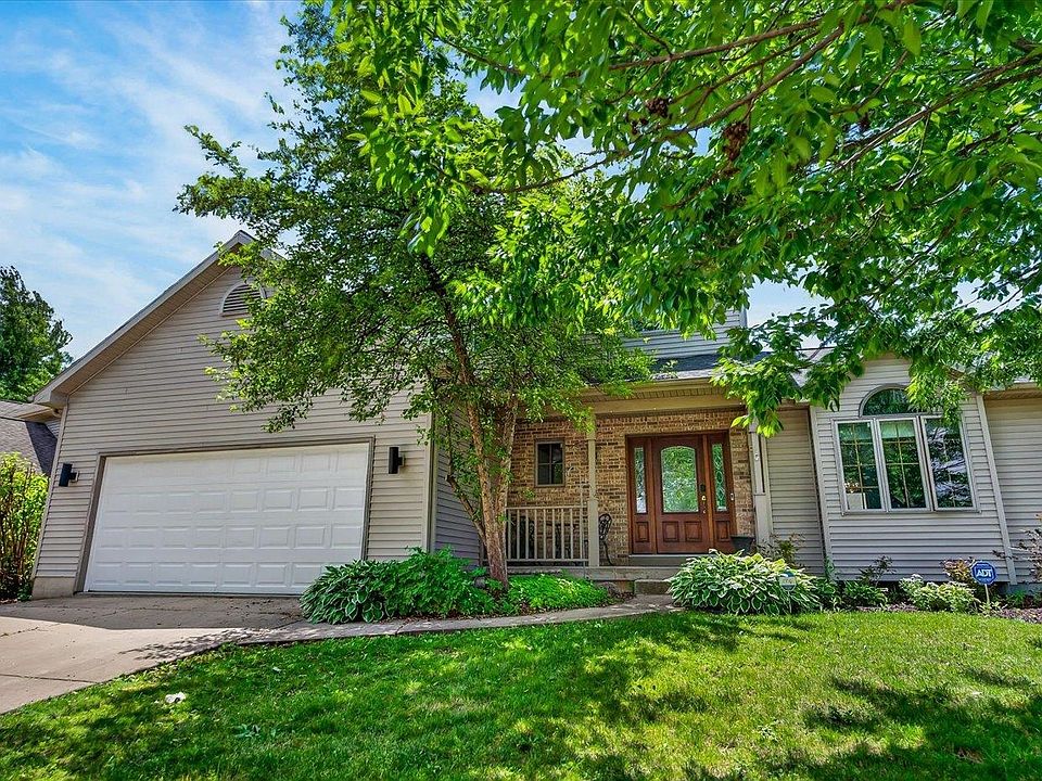 1st image of 7129 Countrywood Ln