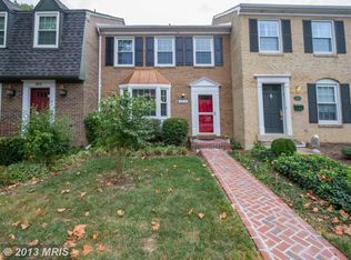 8215 Doctor Craik Ct, Alexandria, VA 22306