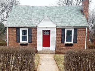 5 Columbus St, Manchester, CT 06042