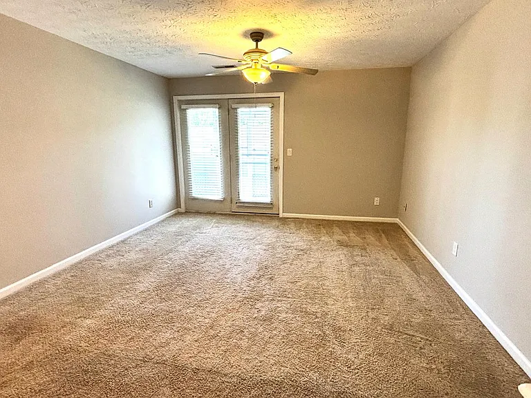 3_Living Room