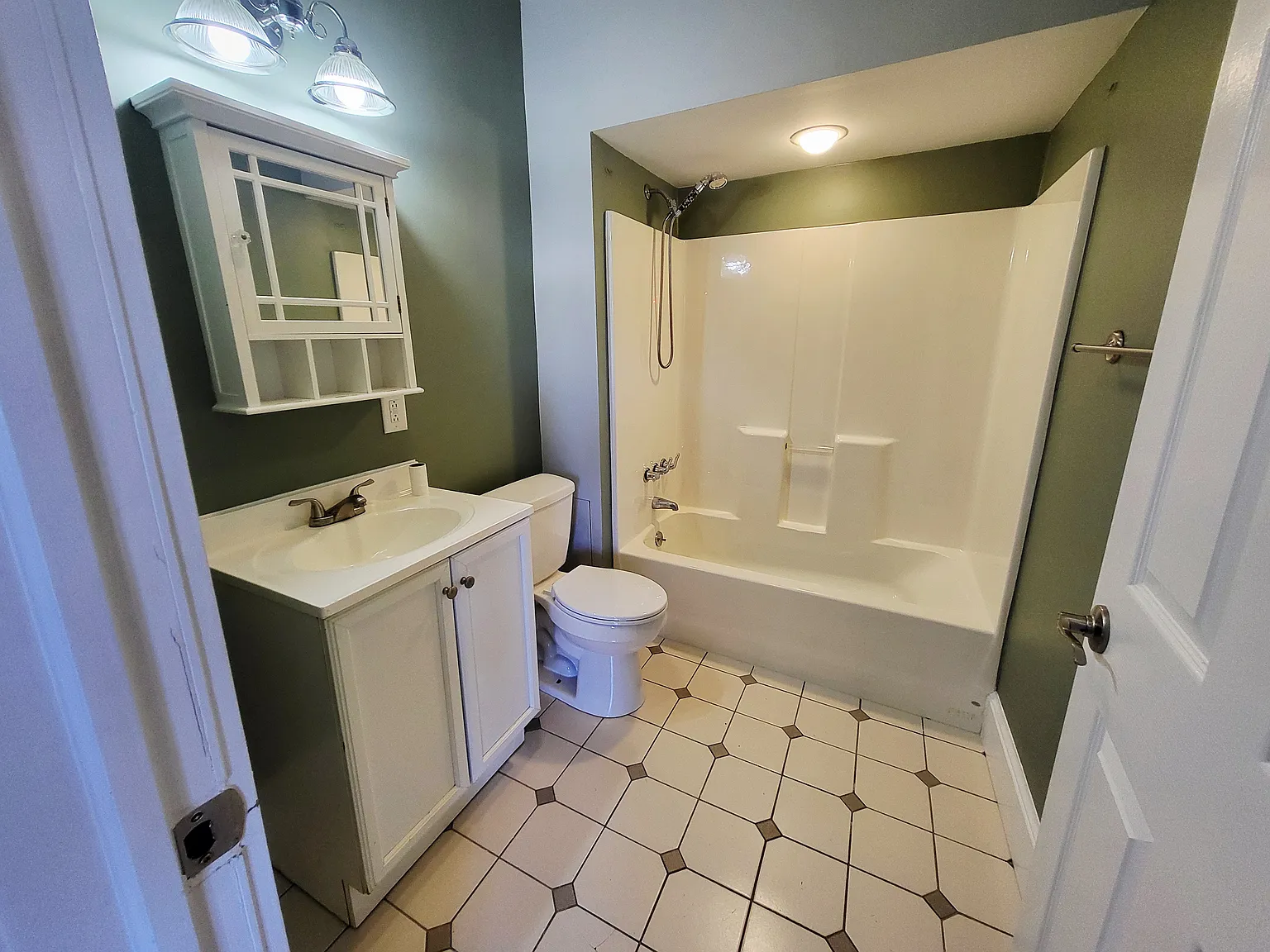 1 bed, 500 sqft, $1,150 — Photo 3