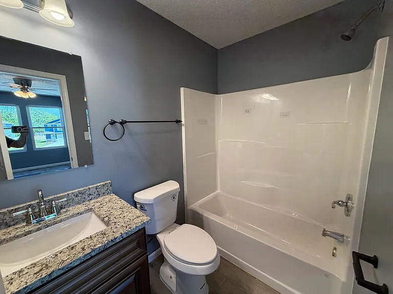 3013 NW Camellia Ct — Photo 16