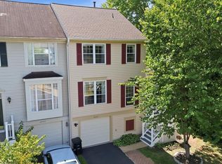 46701 Corkwing Sq, Sterling, VA 20164