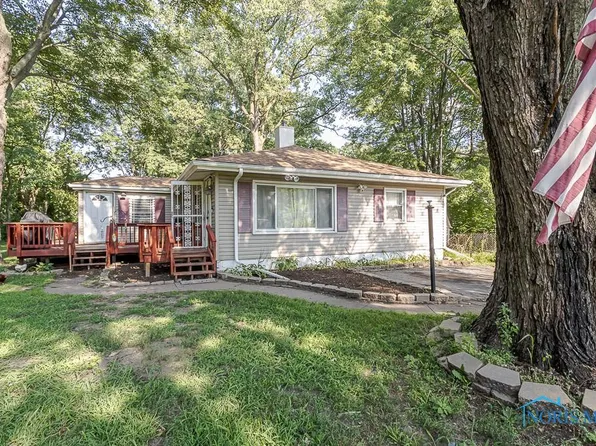 502 N Holland Sylvania Rd, Toledo, OH 43615