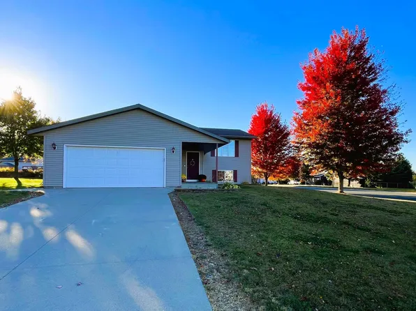 507 12th Ave NE, Stewartville, MN 55976