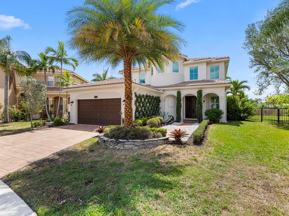 10584 Galleria Street, Wellington, FL 33414