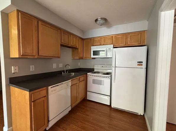 Lowell 545