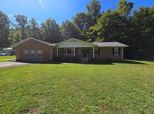 3613 Coal River Rd, Arnett, WV 25007