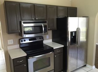 3210 Scenic Woods Dr, Deltona, FL 32725