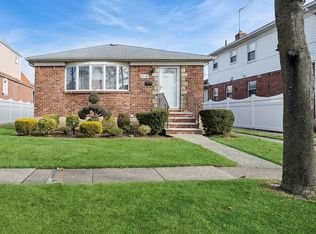 1441 Burton St, Whitestone, NY 11357