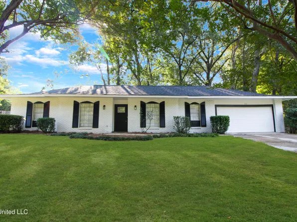 1021 Tanglewood Cv, Clinton, MS 39056