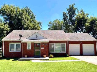 124 Viola Ave, Ponca City, OK 74601