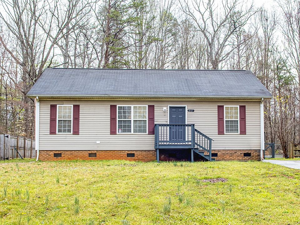 1st image of 807 King Arthur Dr