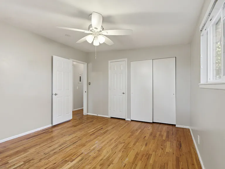2125 Polk Ave — Photo 9