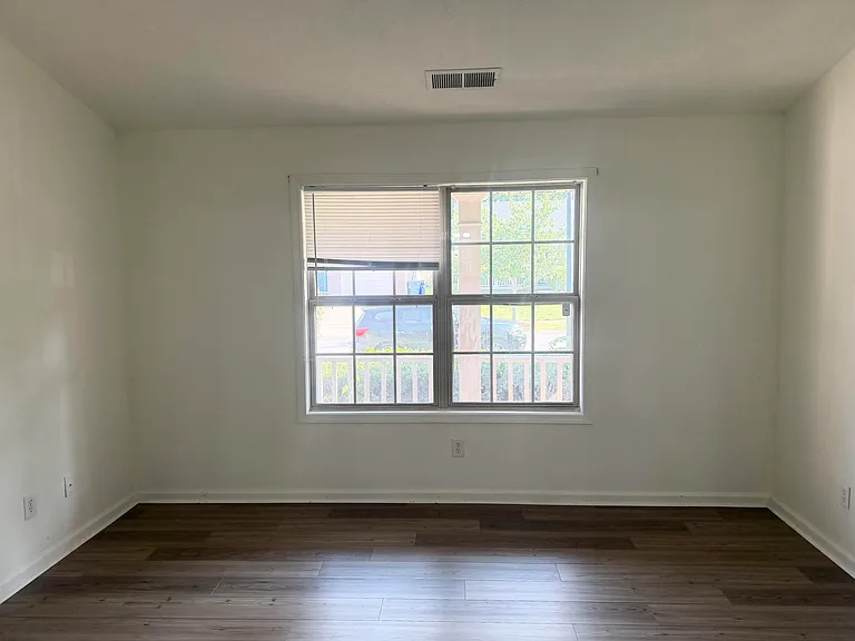 2593 Rockaway Pl — Photo 10