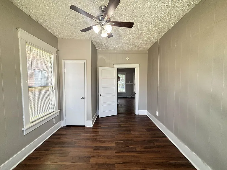 696 Decatur St — Photo 5