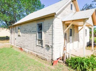 809 N Market Ave, Watonga, OK 73772