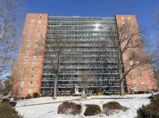 9707 63rd Road #8G, Rego Park, NY 11374