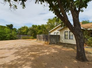 109 E Hackberry St #1, Fredericksburg, TX 78624